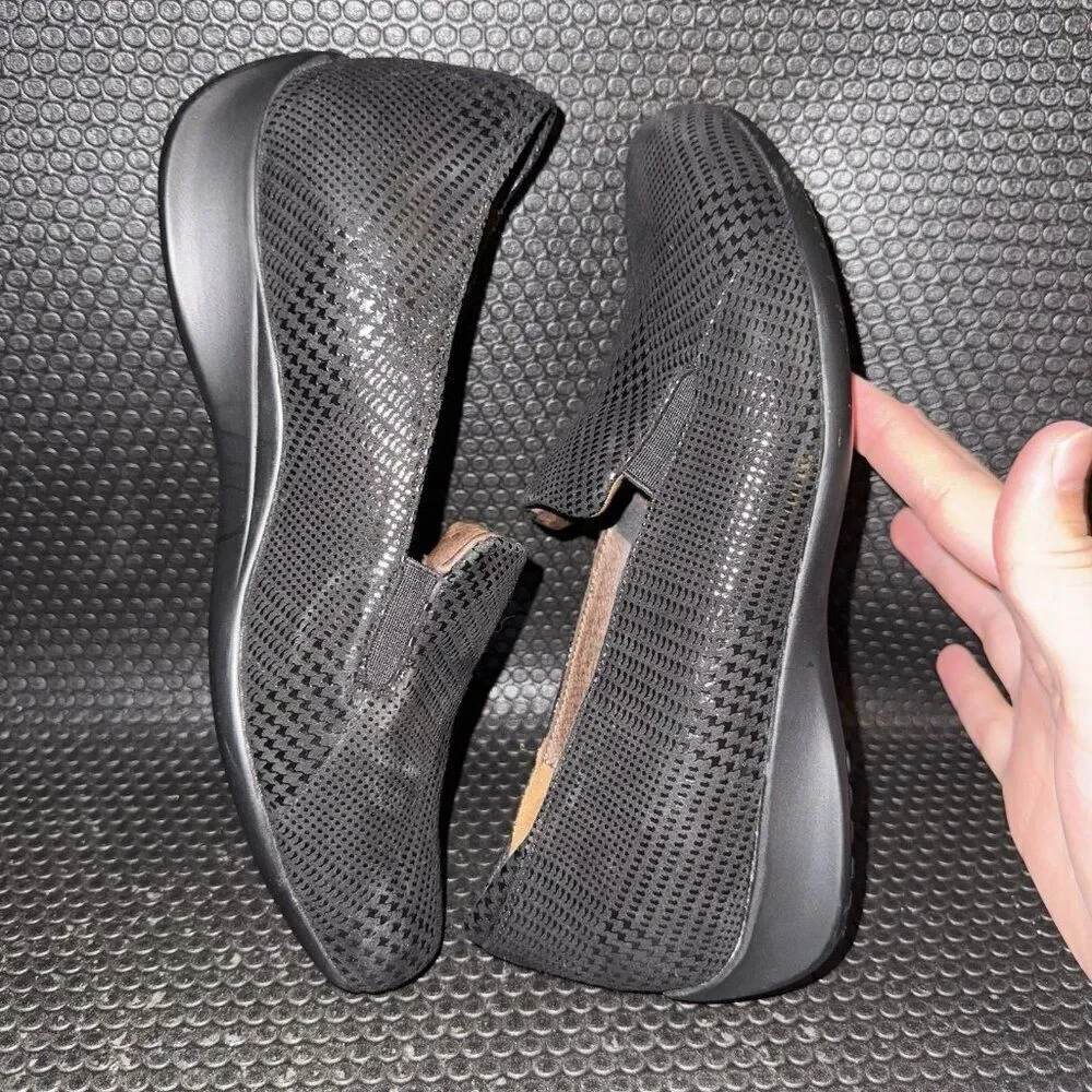 Wolky Perls Dessin Black Slip On Comfort Walking Shoes Women’s Size 39 (7.5-8)